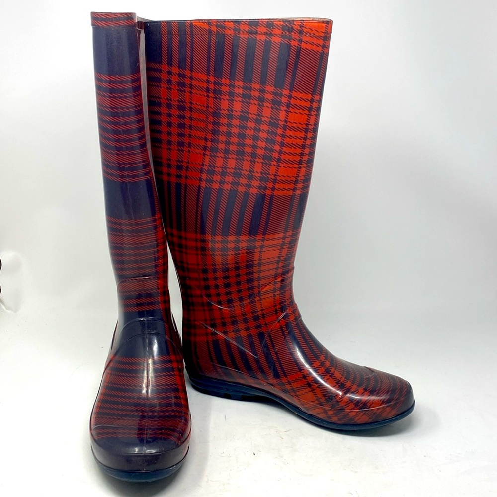 Women's Plaid Red & Black Size 8 Flat Round Toe Rain Rubber Boots